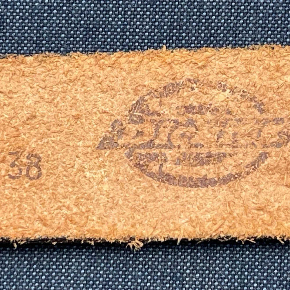 🔥🤎NWOT Dickies size 38 brown leather belt & brass buckle. Thick and rugged!